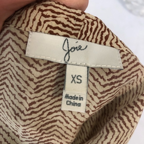 Joie Oliana Animal Print Silk Blouse Top - Picture 6 of 6